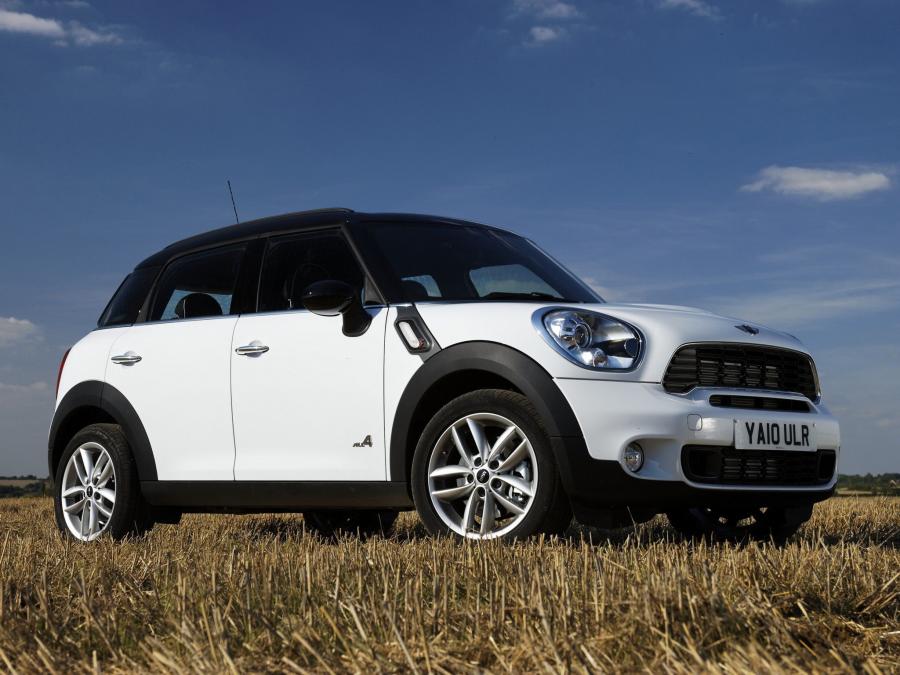  Mini Cooper Countryman S All4 2010 года  (UK) (фото 3 из 4)